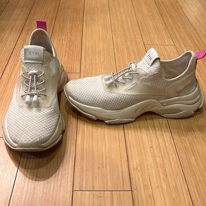Steve Madden Sneakers